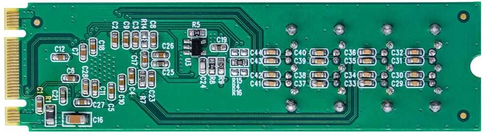 StarTech 4-PORT M.2 Į SATA ADAPTERĮ / M.2 PCIE 3.0 IKI SATA IŠPLĖTIMO C