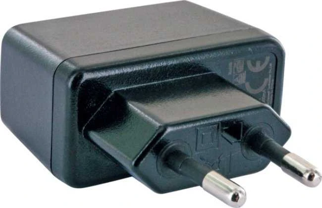 Adapteris AV Schwaiger Schwaiger 3 x CINCH lizdas -> 1 x HDMI lizdas, Full HD 1080p