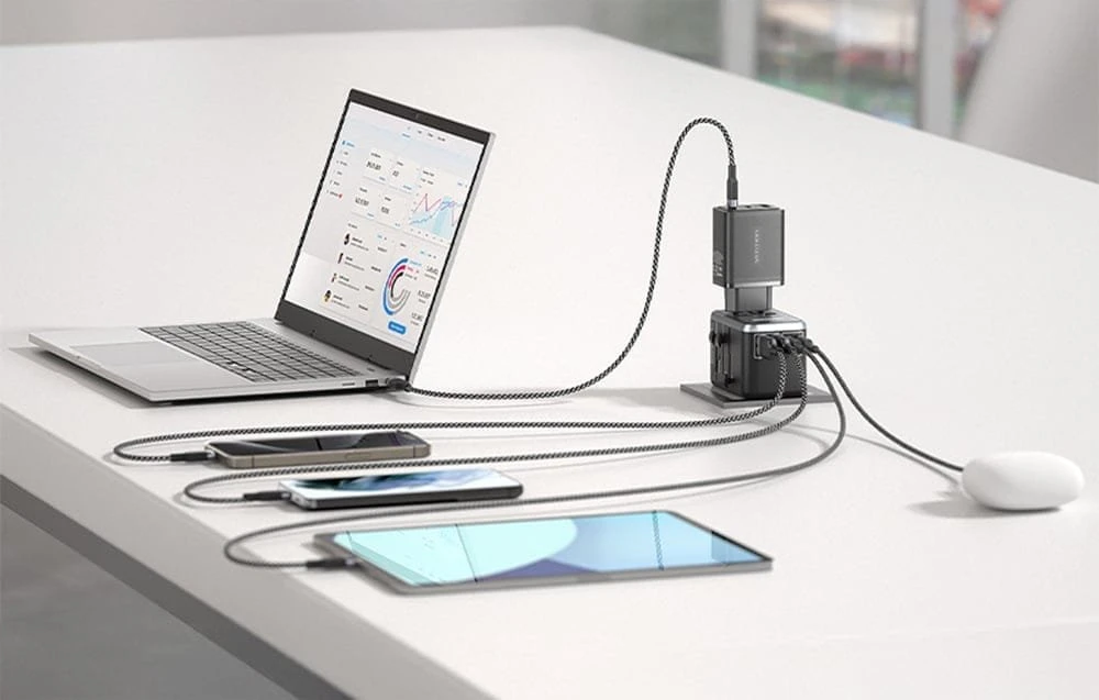 Vention FJFB0 GaN 2xUSB-C 2xUSB-A universalus kelioninis adapteris 65W (juodas)