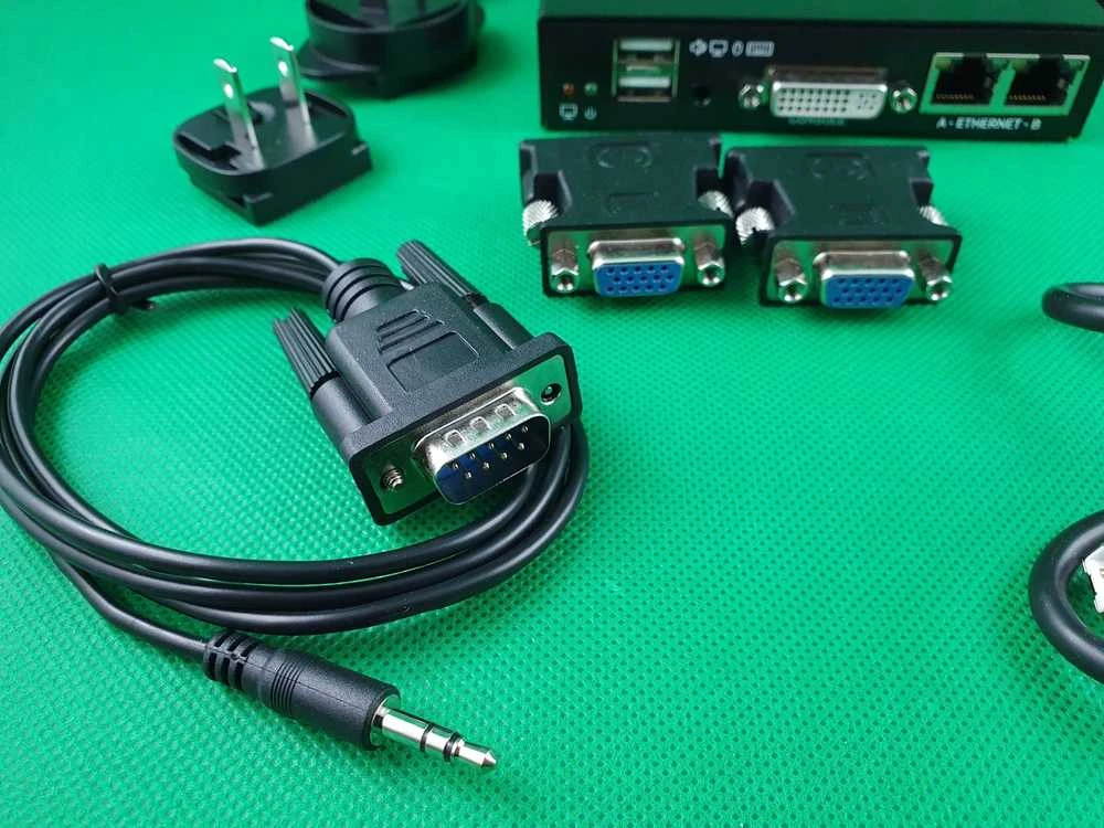 KVM Jungiklis - LINDY DVI-I USB PS/2 Prieiga 1920x1200 Tinklo Valdymas