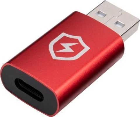Raudonas USB-A į USB-C adapteris su apsaugos simboliu