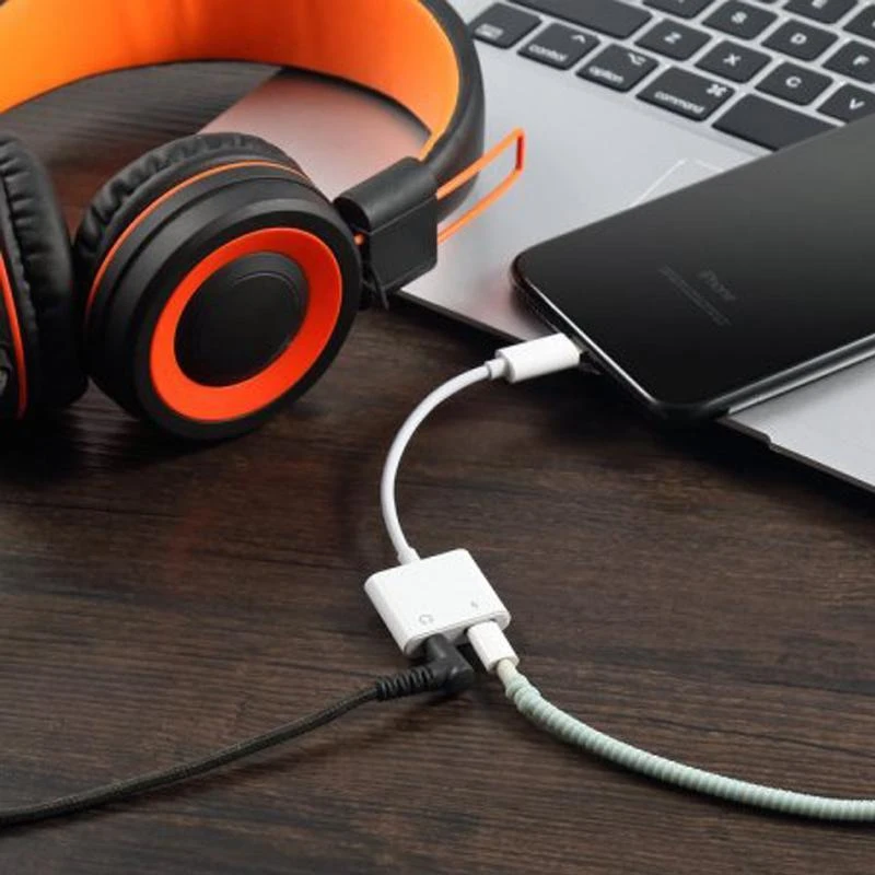 Przejściówka „Lightning“ lizdo adapteris „iPhone 7 8“ x adapteris -e405