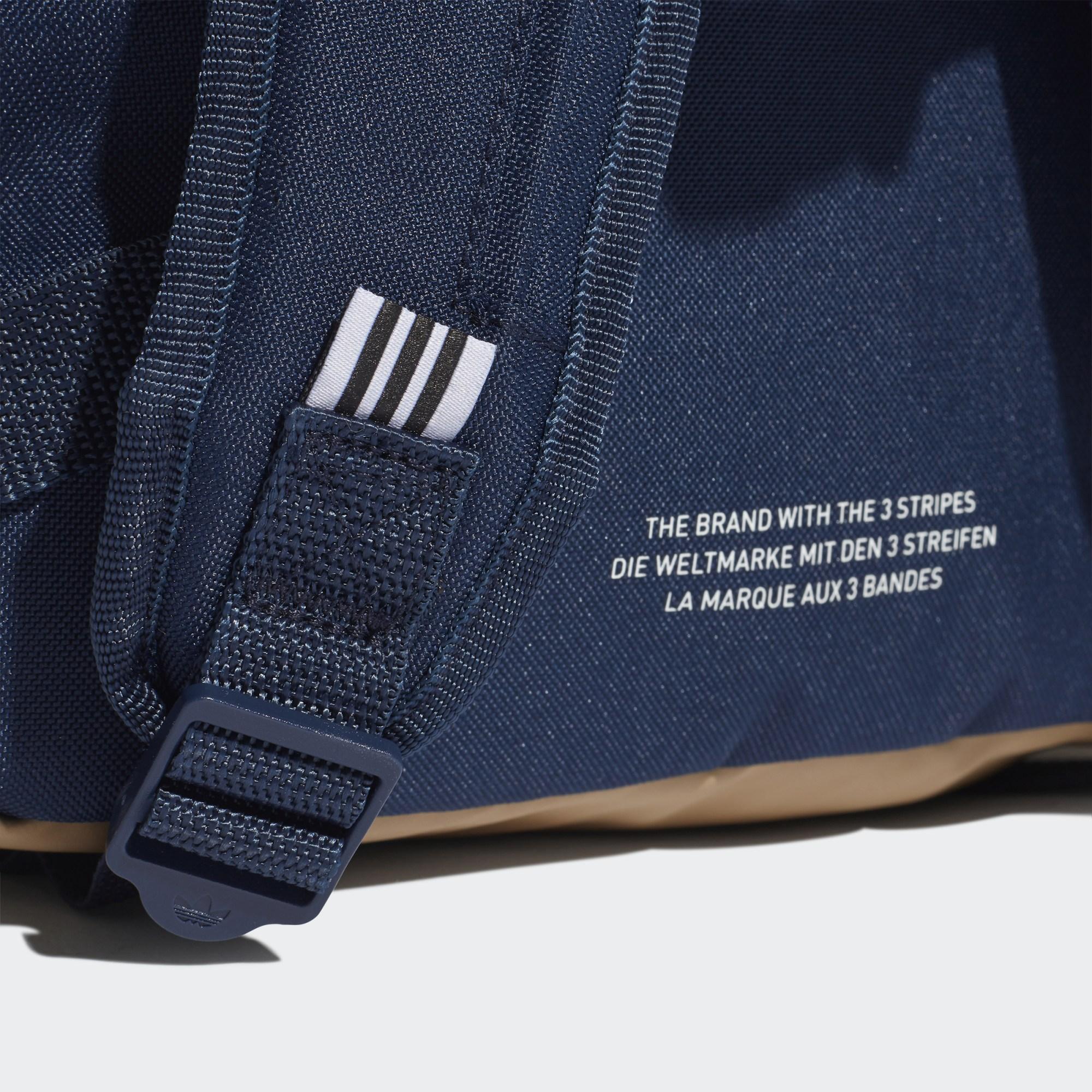 MOCHILA ADIDAS PREMIUM ESSENTIALS MODERN