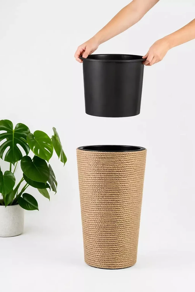 Adoni Jutos vazonėlis boho su įdėklu 57 cm – rankų darbo (adoni57)