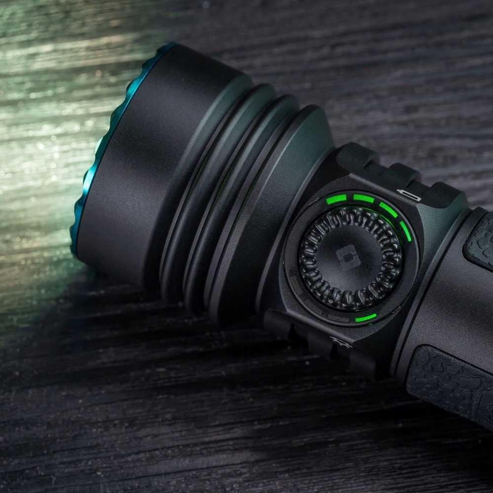 OLIGHT Taschenlampe Seeker 4 Pro CW Matte Juodas