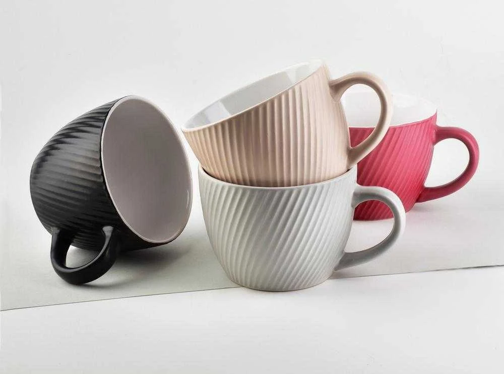 Affek Design SALLY LINES Juodas Puodelis 480ml 11x14.5x8cm