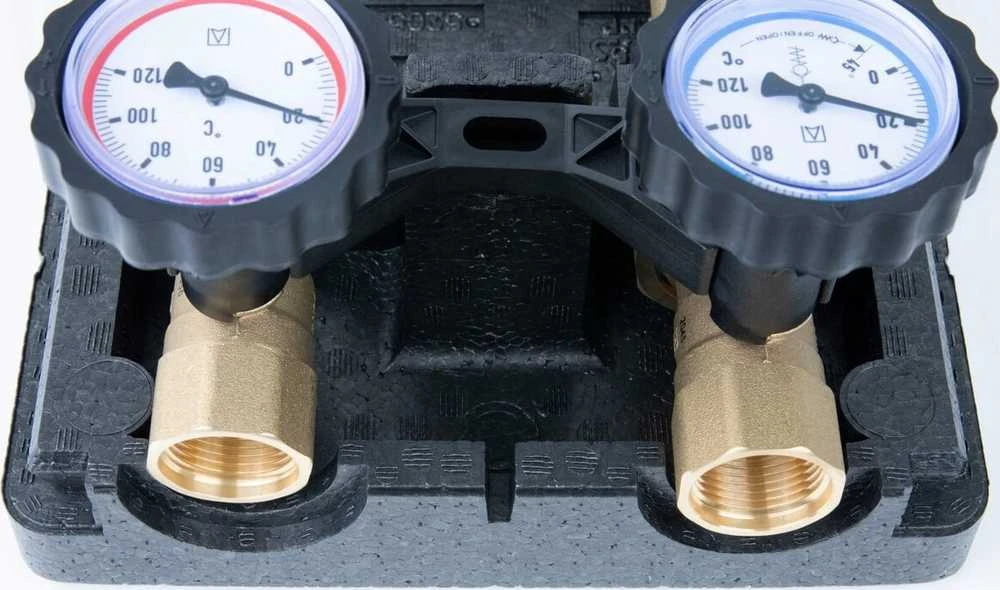 Afriso PrimoTherm K 180-1 DN25 GP siurblinė grupė, Grundfos UPM3 Hybrid siurblys