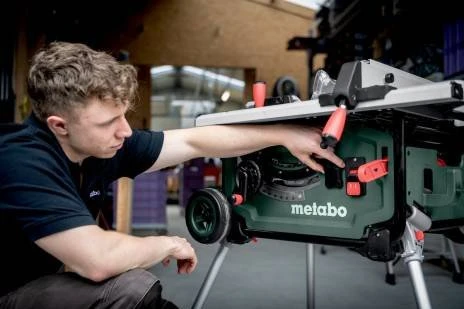 TRACKER METABO iPhonams''A/IPADA