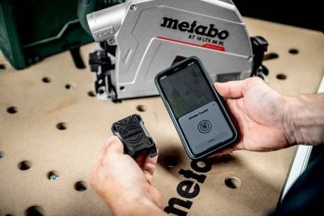 TRACKER METABO iPhonams''A/IPADA