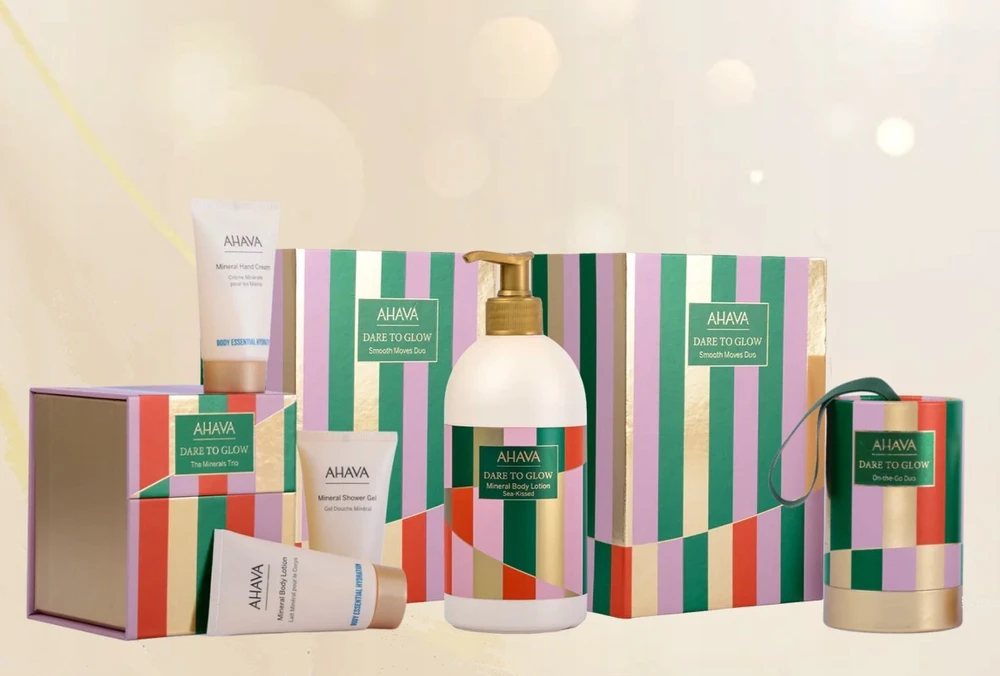 AHAVA DARE TO GLOW WAVE OF HYDRATION TRIO Dovanų rinkinys (rankų kremas 100 ml + dušo gelis 40 ml + mineralinis kūno losjonas 250 ml)