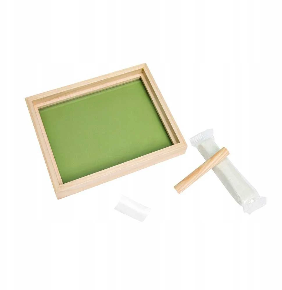 Baby Art „Pure Frame“ medinis rinkinys kūdikio pėdsakui ar delno atspaudui sukurti 3601092030