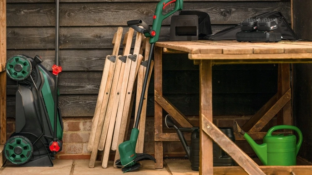 Akumuliatorinė vejapjovė Bosch Rotak 18V2-38; 38 cm