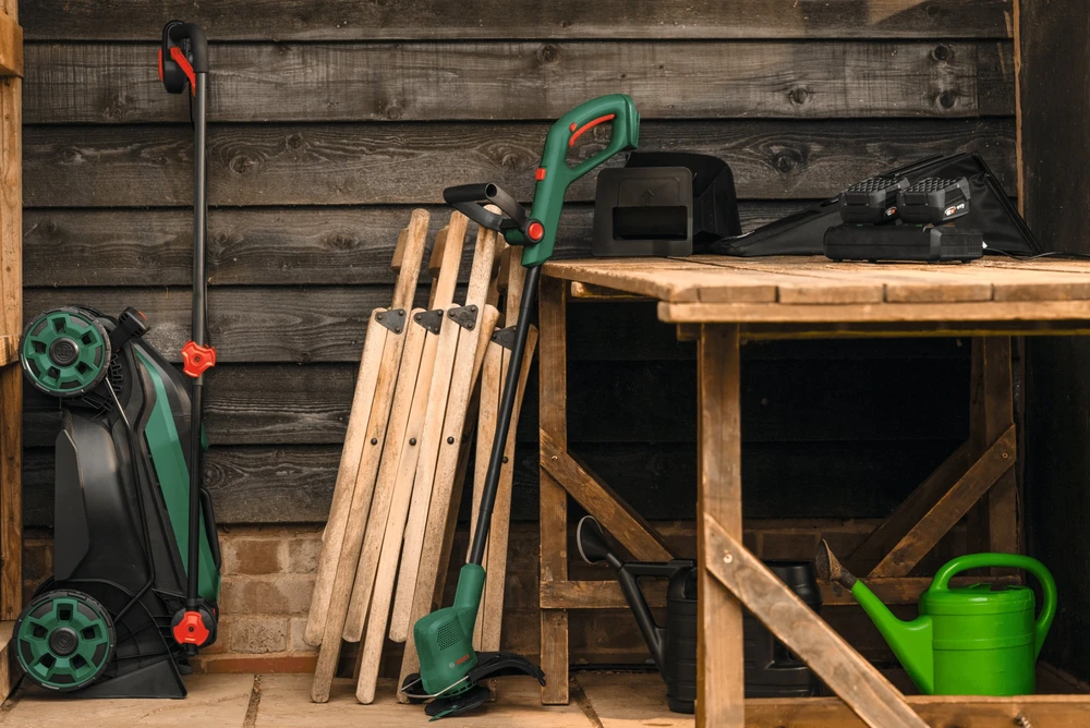 Akumuliatorinė vejapjovė Bosch Rotak 18V2-38; 38 cm
