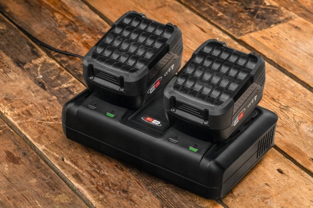 BOSCH  akumuliatorinė vejapjovė ROTAK18V2-43, 2x18V, 2x4,0 Ah