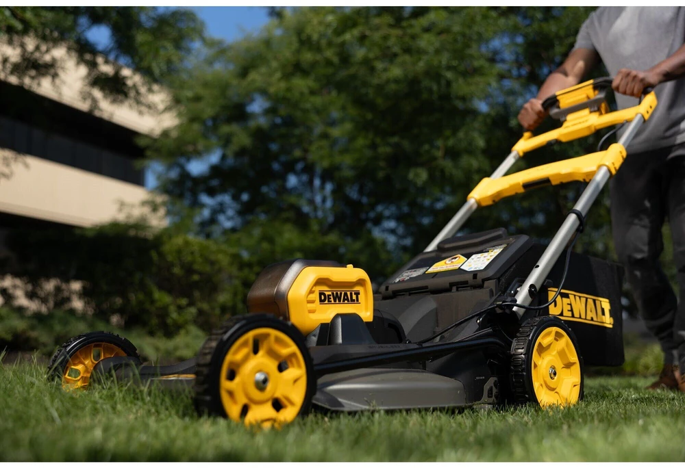 DeWALT DCMWSP550N-XJ lawn mower savaeigė