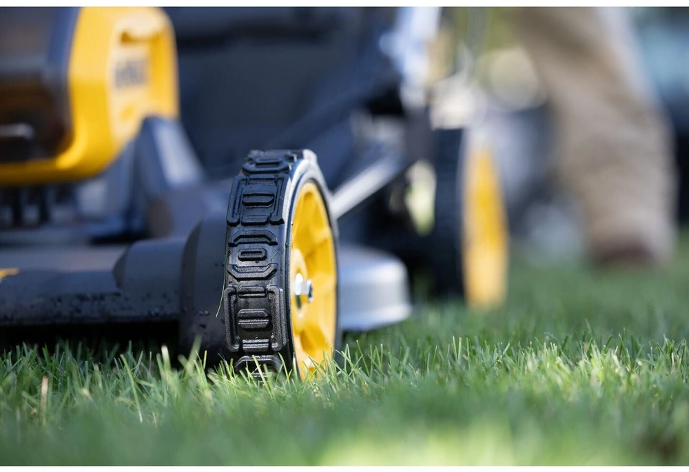 DeWALT DCMWSP550N-XJ lawn mower savaeigė