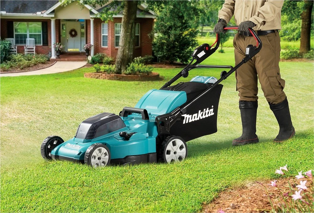 Makita DLM480Z Akumuliatorinė vejapjovė 2X18V, 48cm, 4/1 (Pjovimas/Surinkimas/Mulčiavimas/Galinis išmetimas), 24,5kg, Plastikinis korpusas, Be akumuliatorių ir kroviklio!