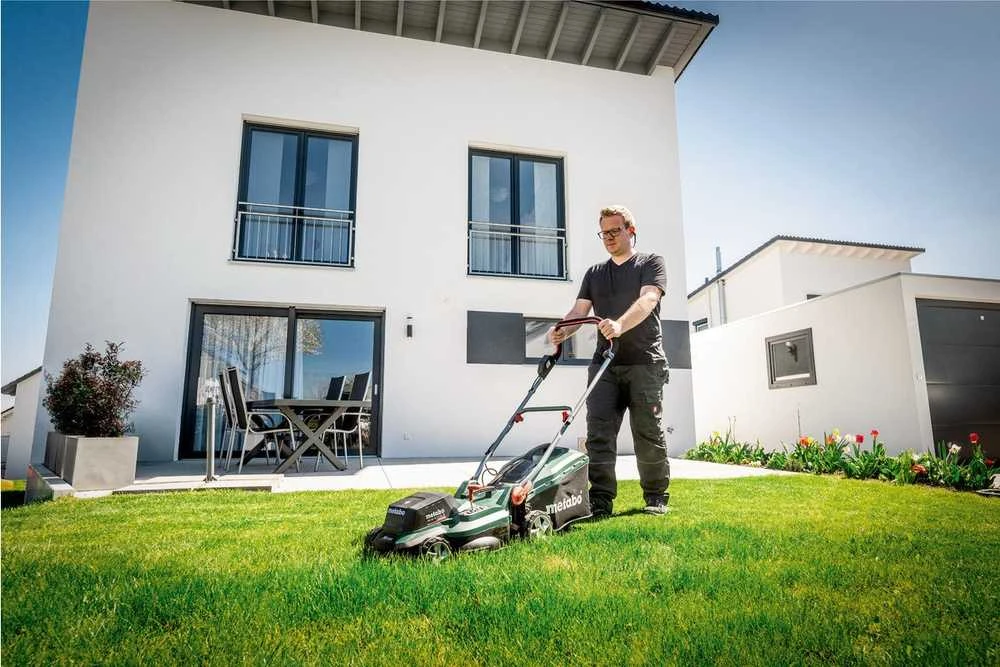 Metabo akumuliatorinė vejapjovė RM 36-18 LTX BL 36, 36cm, 2x18V, 2x5.2Ah