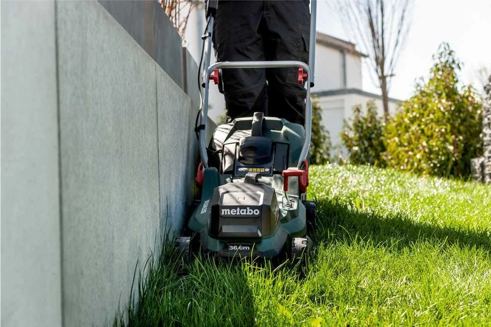 Metabo akumuliatorinė vejapjovė RM 36-18 LTX BL 36, 36cm, 2x18V, 2x5.2Ah