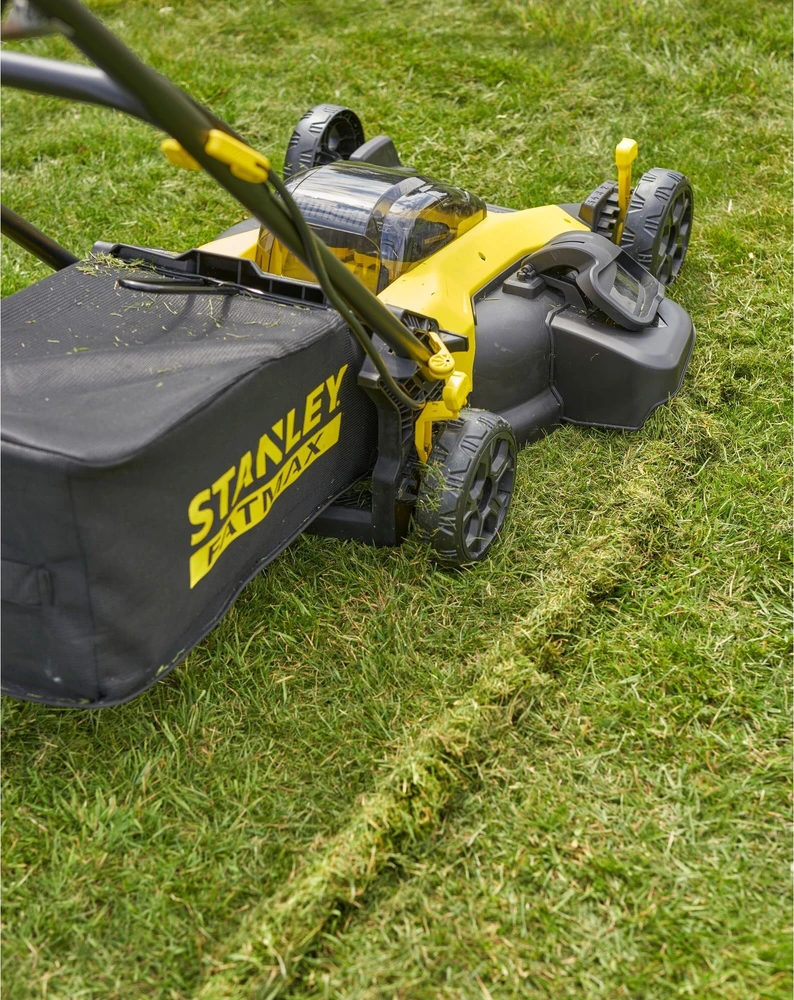 Vejapjovė Stanley SFMCMW2651M-QW; 18 V; 2x4,0 Ah akum.