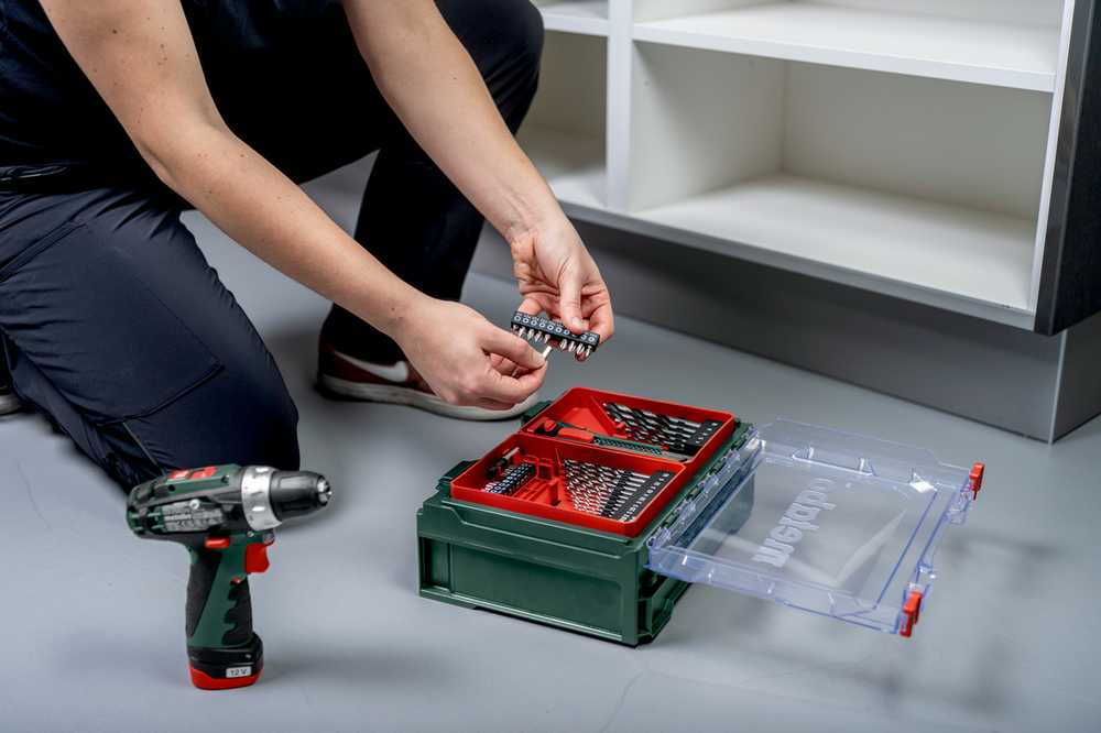Akumuliatorinis suktuvas-gręžtuvas Metabo PowerMaxx BS Basic; 12 V; 2x2 Ah akum.; + priedai (600080710)