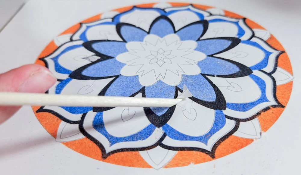 Alexander Smėlio tapyba - Smėlio menas - Aleksandras - Mandala 1 - kūrybinė pramoga