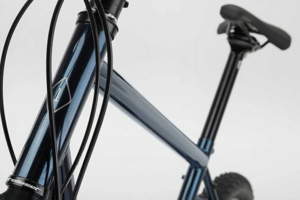 Alexrims Ratai kelių-žvyro ALEXRIMS RXD3 KELIŲ DISKAS, 700C, 30mm kūgis, Paruoštas be vamzdelio, Diskinis stabdys IS, Tvirta ašis, Sandarus guolis, Svoris 1550g (NAUJAS)