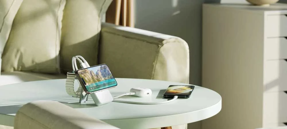 „Alogic Lift 4-in-1“ belaidis įkroviklis, 10000 mAh, su „MagSafe“
