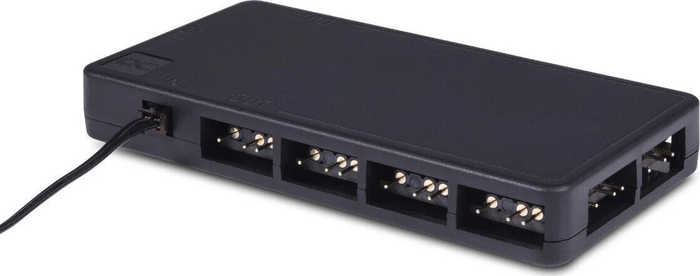 Šakotuvas Alphacool Core 11x 3-Pin DRGB Splitter – juodos spalvos