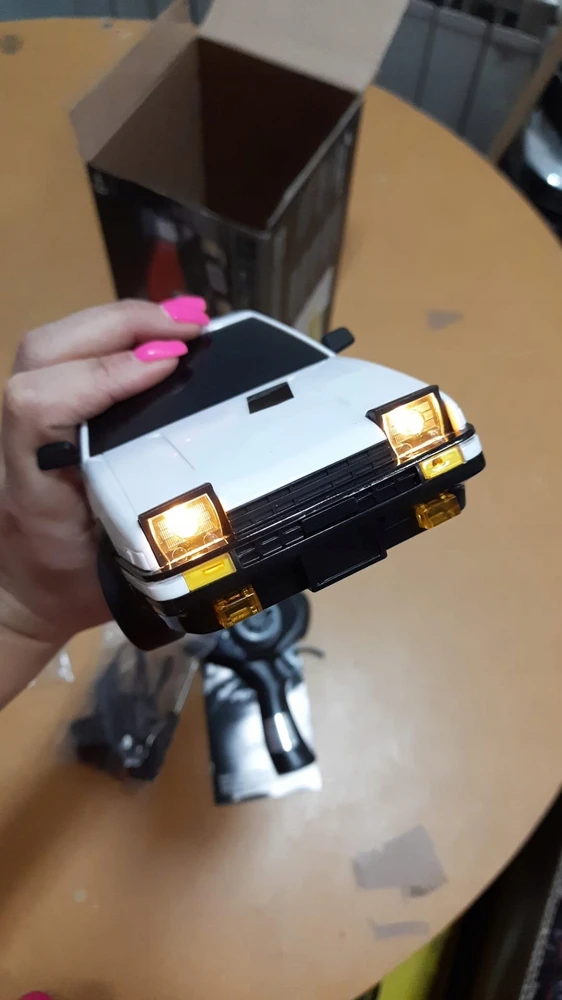 Carruzzo Amewi AE86 Trueno Radijo bangomis valdomas (RC) modelis Kelių lenktyninis automobilis Elektrinis variklis 1:18