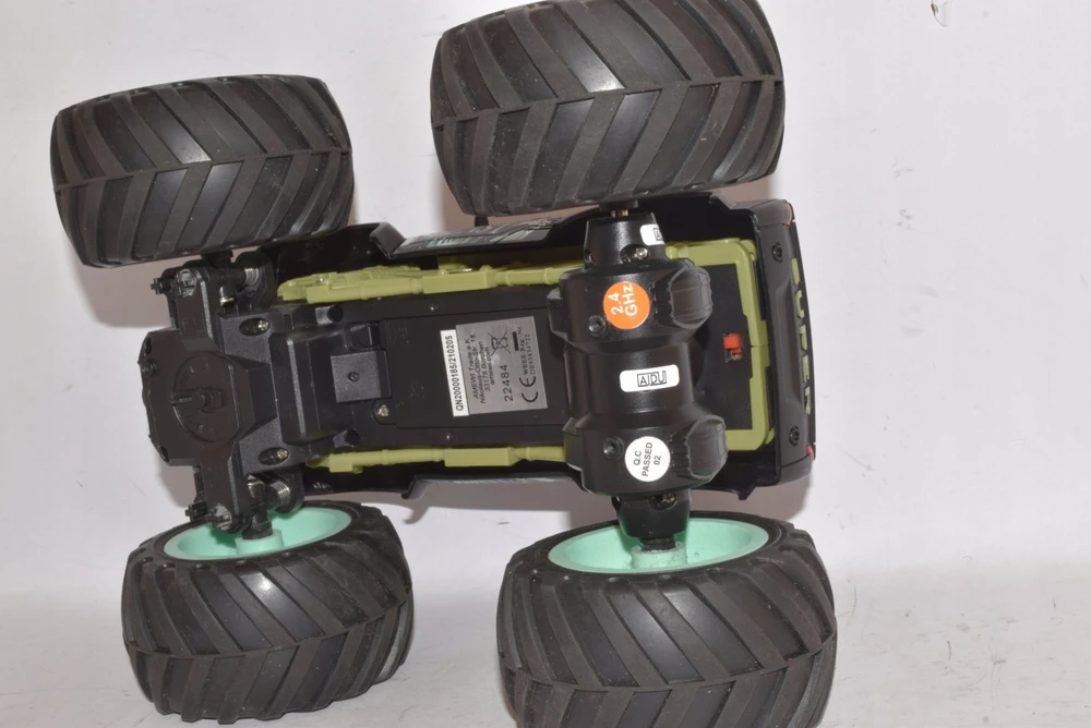 Carruzzo Amewi 22484 Radijo bangomis valdomas (RC) modelis Elektrinė mašinėlė Elektrinis variklis 1:18