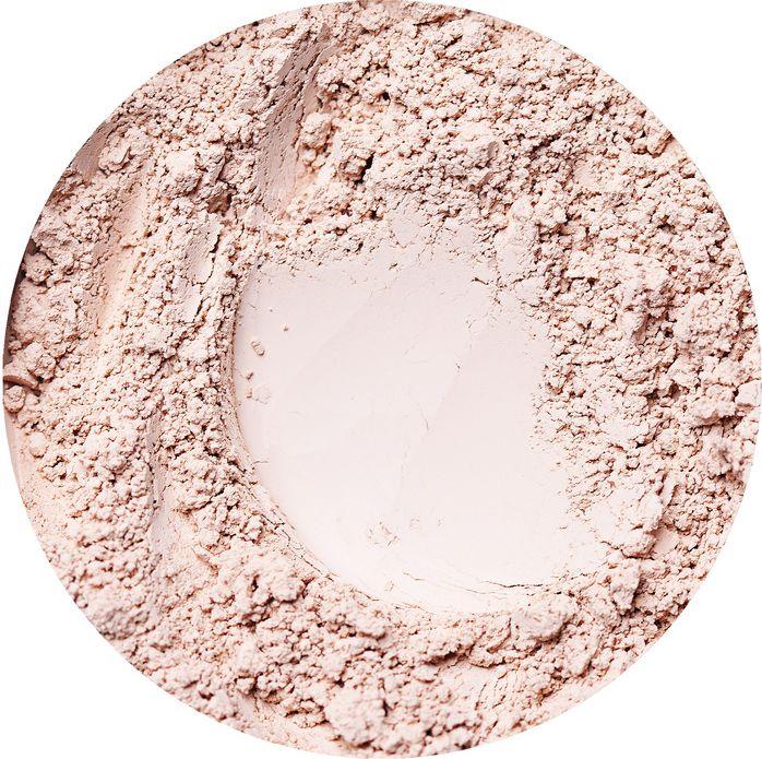 Annabelle Minerals Natural Fair dengiantis mineralinis pagrindas, 4 g