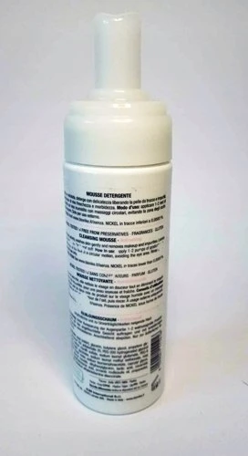 BioNike Defence valymo minkštinantis valomasis putos, 150 ml