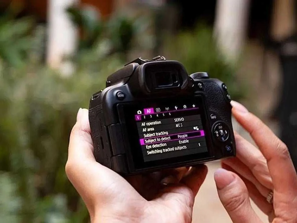 Canon EOS R10 korpusas