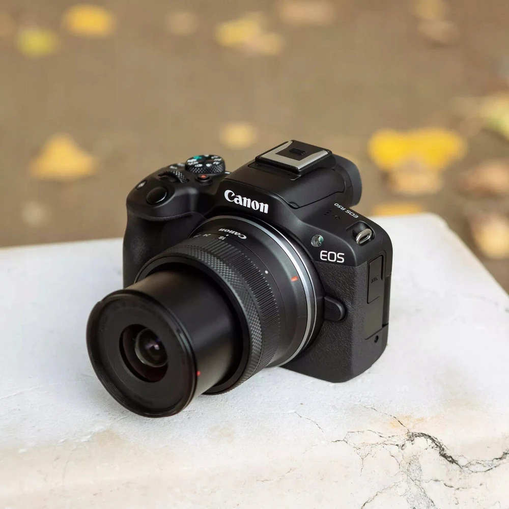 „Canon EOS R50“ + RF-S 18–45 mm + RF 75–300 mm