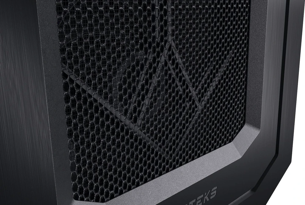 PHANTEKS Enthoo Pro 2 Full Tower – Juoda