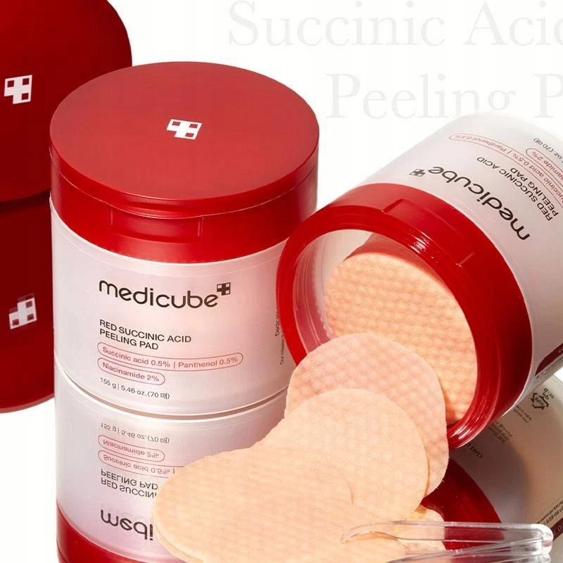 Medicube Red Succinic Acid Peeling Pad Šveičiamieji padeliai probleminei veido odai su gintaro rūgštimi, 70 vnt