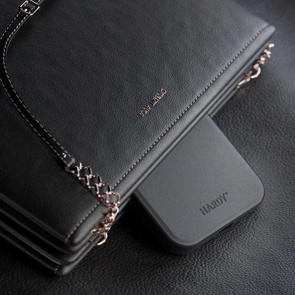 Dėklas 3mk apsauginis dangtelis HARDY Apple Silky Leather MagCase, skirtas Apple iPhone 13