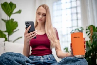 Termosas - Humanas Fluo 600 ml Nerūdijančio Plieno Neperšlampamas Oranžinis
