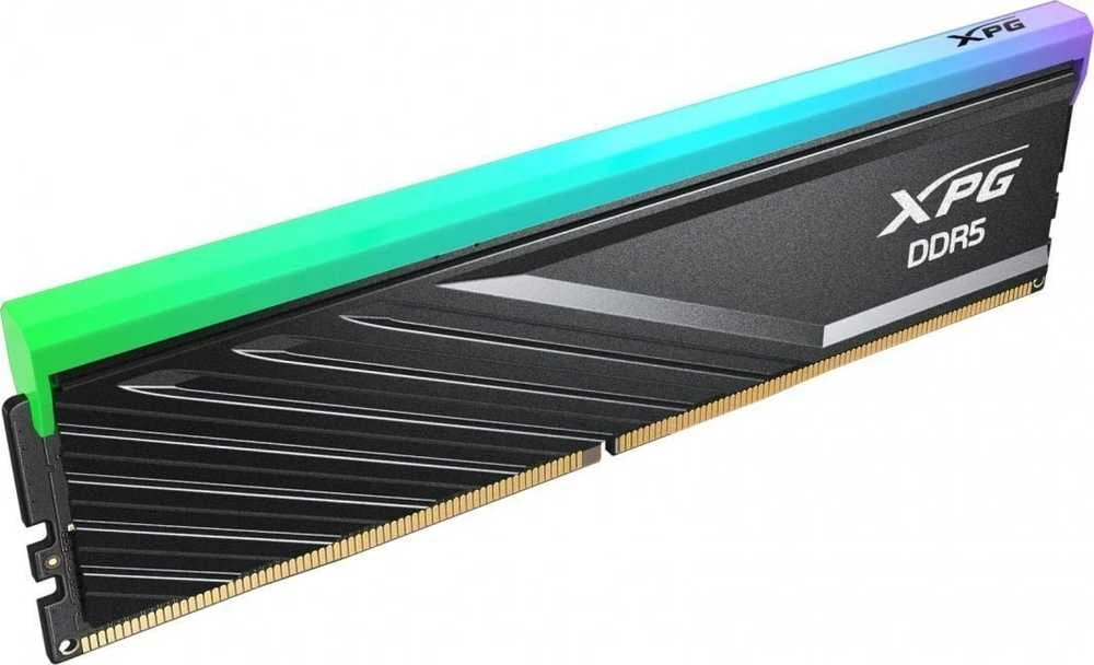 ADATA XPG Lancer Blade DDR5 RAM su RGB apšvietimu