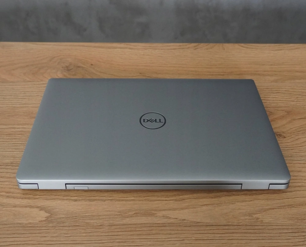 Dell Ekranas for Latitude 5520