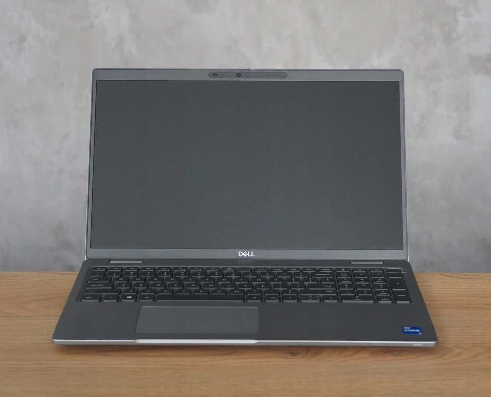 Dell Ekranas for Latitude 5520