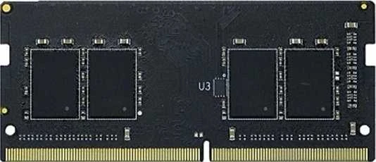 SO-DIMM operatyvioji atmintis su juoda plokšte