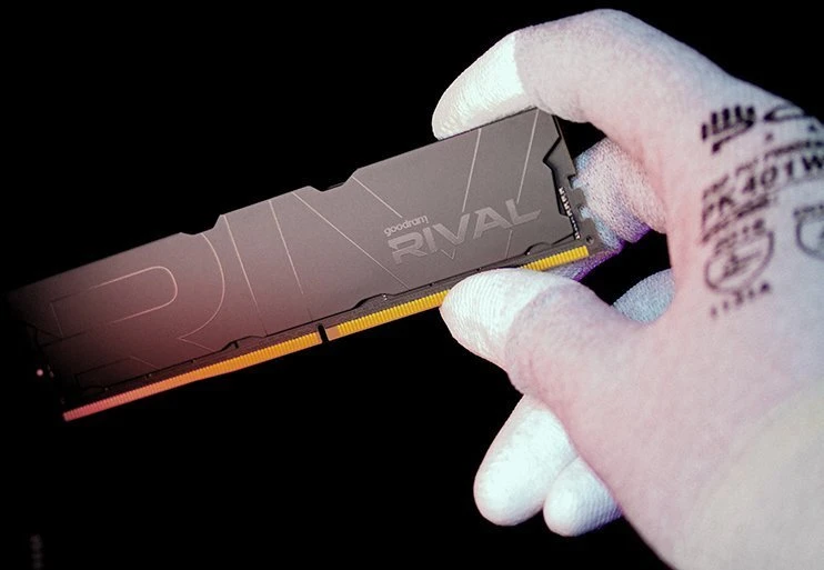 „Goodram *DDR4 Rival Deep Juodas 16GB(2* 8)/3600 CL18“ atminties modulis 2 x 8 GB 3600 MT/s 288 kontaktų DIMM
