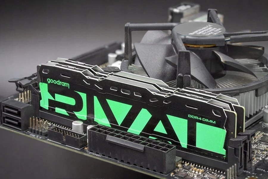 Goodram *DDR4 Rival Radiant 32GB (1*32)/3200 CL16 Žalias atminties modulis 1 x 32 GB 3200 MT/s 288 kontaktų DIMM