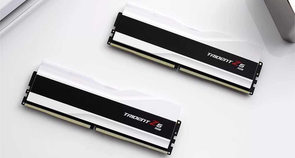 RAM Atmintis G.Skill Trident Z5 RGB, DDR5, 48 GB, 8200MHz, CL40 (F5-8200J4052F24GX2-TZ5RW)