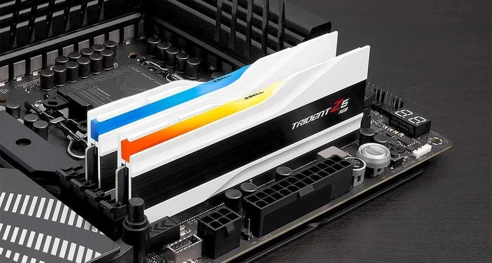 RAM G.Skill Trident Z5 RGB F5-6000J2836G32GX2-TZ5RW atminties modulis 64 GB 2 x 32 GB DDR5 4800 MT/s 288-pin DIMM