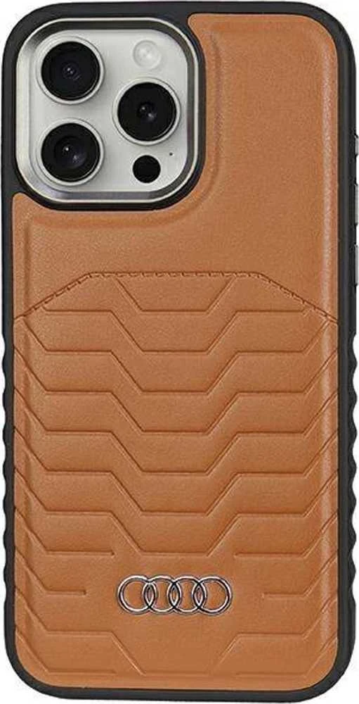 Audi Synthetic Leather MagSafe Apple iPhone 15 Pro 6.1″ rudos spalvos kietas dėklas AU-TPUPCMIP15P-GT/D3-BN