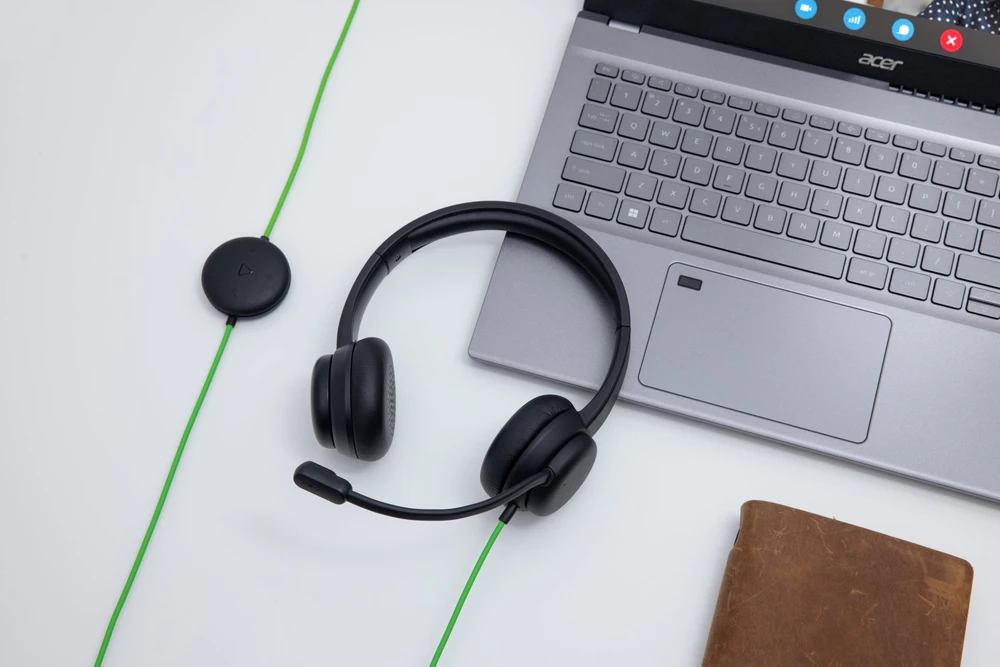 Acer Conference Ausinės | Su mikrofonu | USB Type-A | Juodas