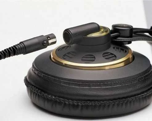AKG K240 ausinės su atjungiamu laidu
